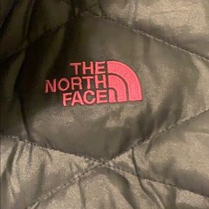 The North Face Jackets & Coats - North Face black puffer vest The North Face Jackets & Coats - North Face black puffer vest